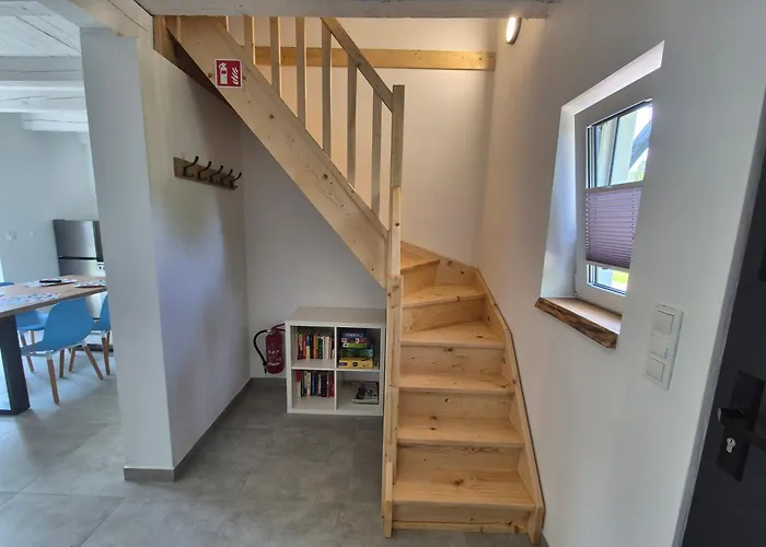 9azaliowa - Caloroczne W Debinie Tatil Evi *