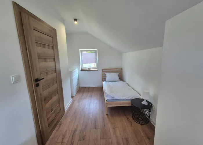 9azaliowa - Caloroczne W Debinie Tatil Evi