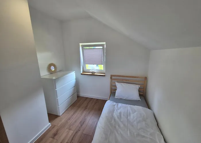 Tatil Evi 9azaliowa - Caloroczne W Debinie *